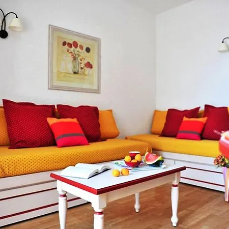 Apartmanhotel Pierre & Le Port 2*